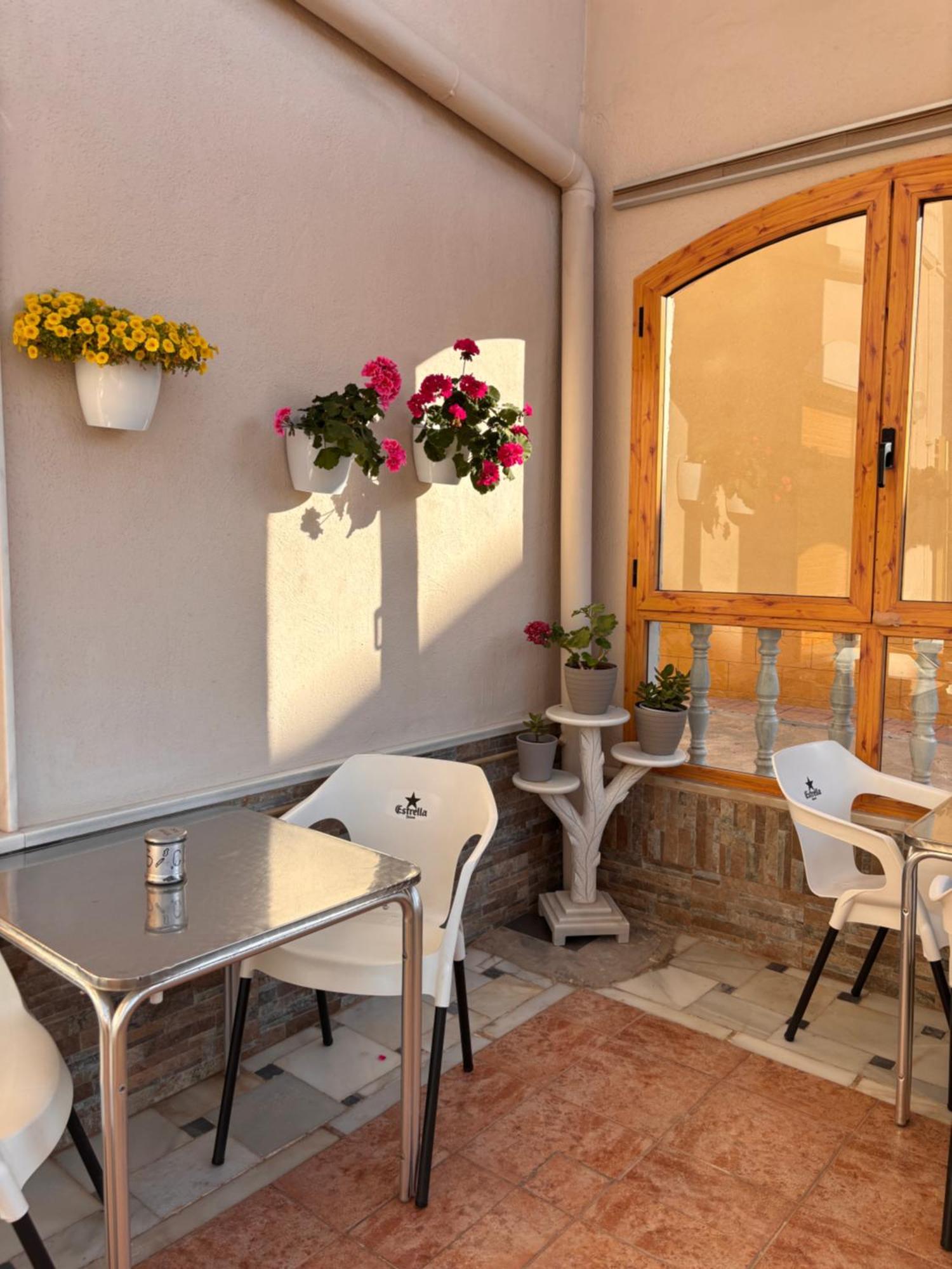 Hostal Las Dunas Cabo De Gata Kültér fotó