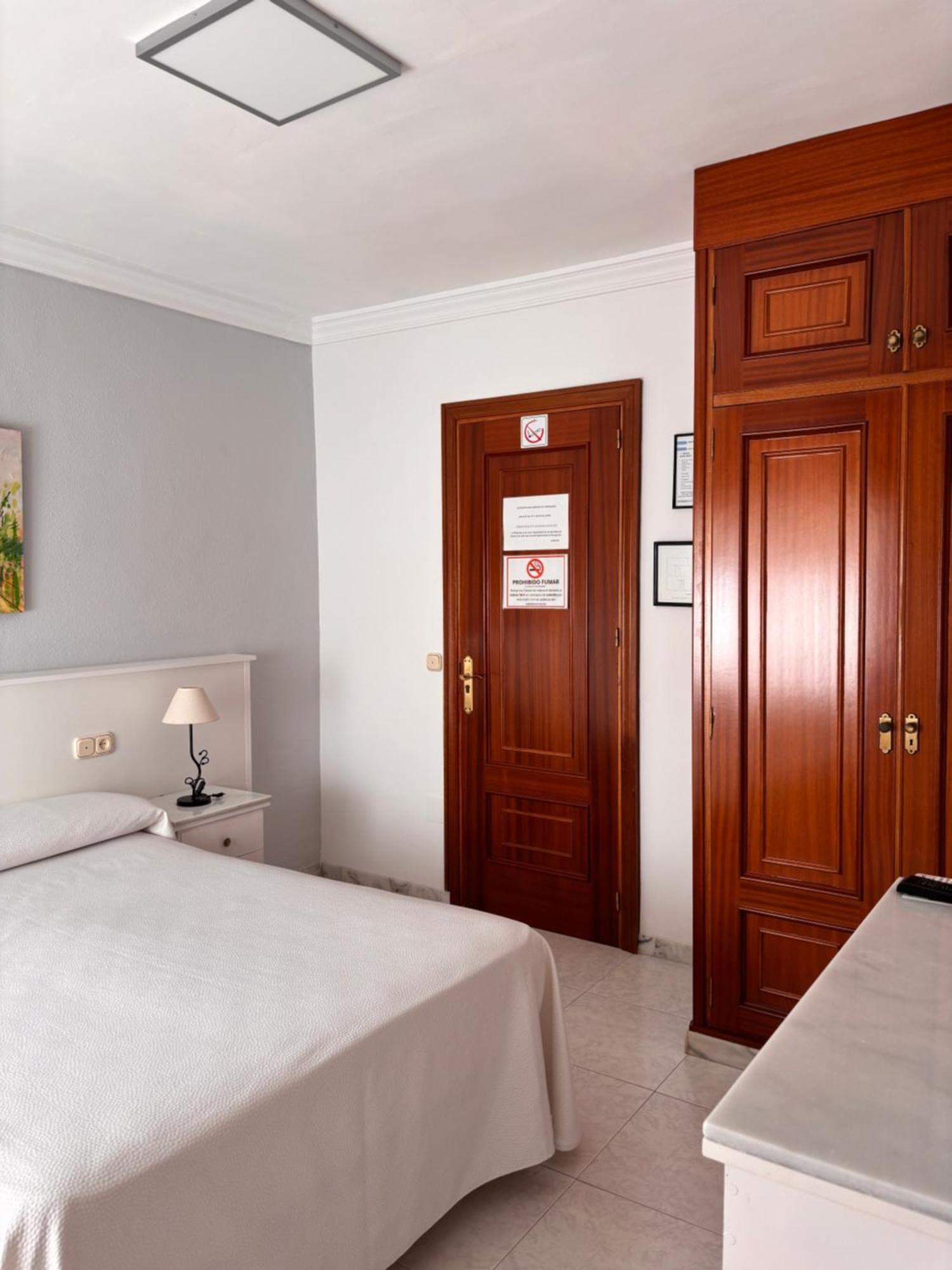 Hostal Las Dunas Cabo De Gata Kültér fotó