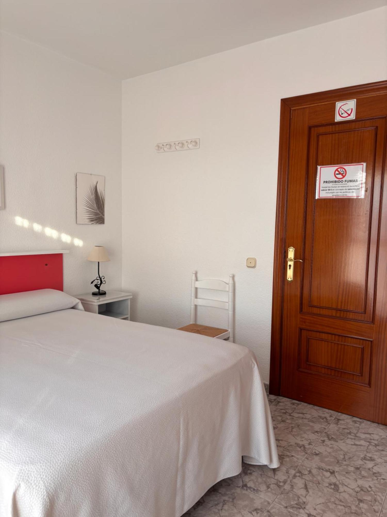 Hostal Las Dunas Cabo De Gata Kültér fotó